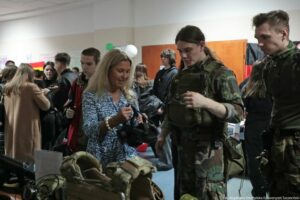 dni otwarte (40) dni otwarte (40)